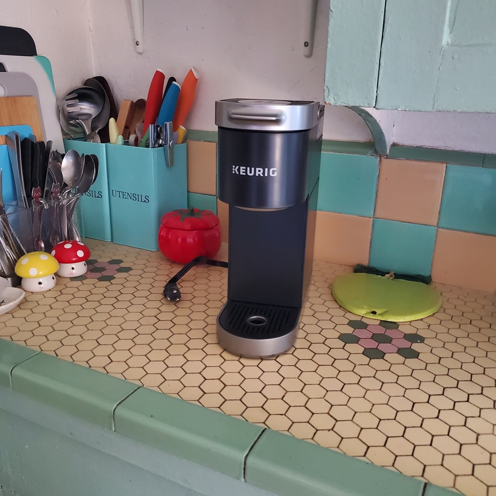 Keurig Single Serve Coffee Maker - Black and Silver